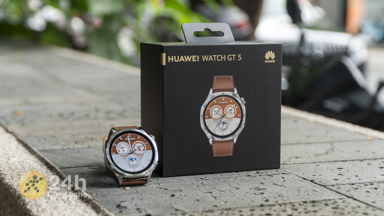 Hotsale mở bán Huawei Watch GT 5: Giảm đến 1.5 triệu, tặng tai nghe Huawei FreeBuds 5i trị giá 1.79 triệu Hotsale mở bán Huawei Watch GT 5: Giảm đến 1.5 triệu, tặng tai nghe Huawei FreeBuds 5i trị giá 1.79 triệu