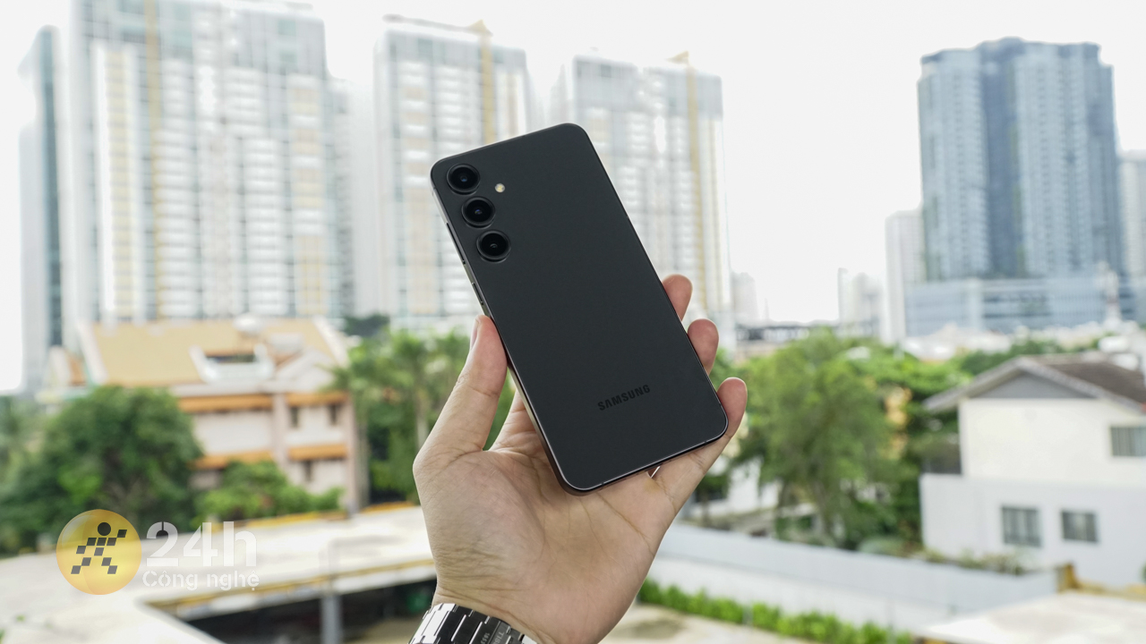 Cách tóm tắt file ghi âm trên Galaxy S24 FE Cách tóm tắt file ghi âm trên Galaxy S24 FE