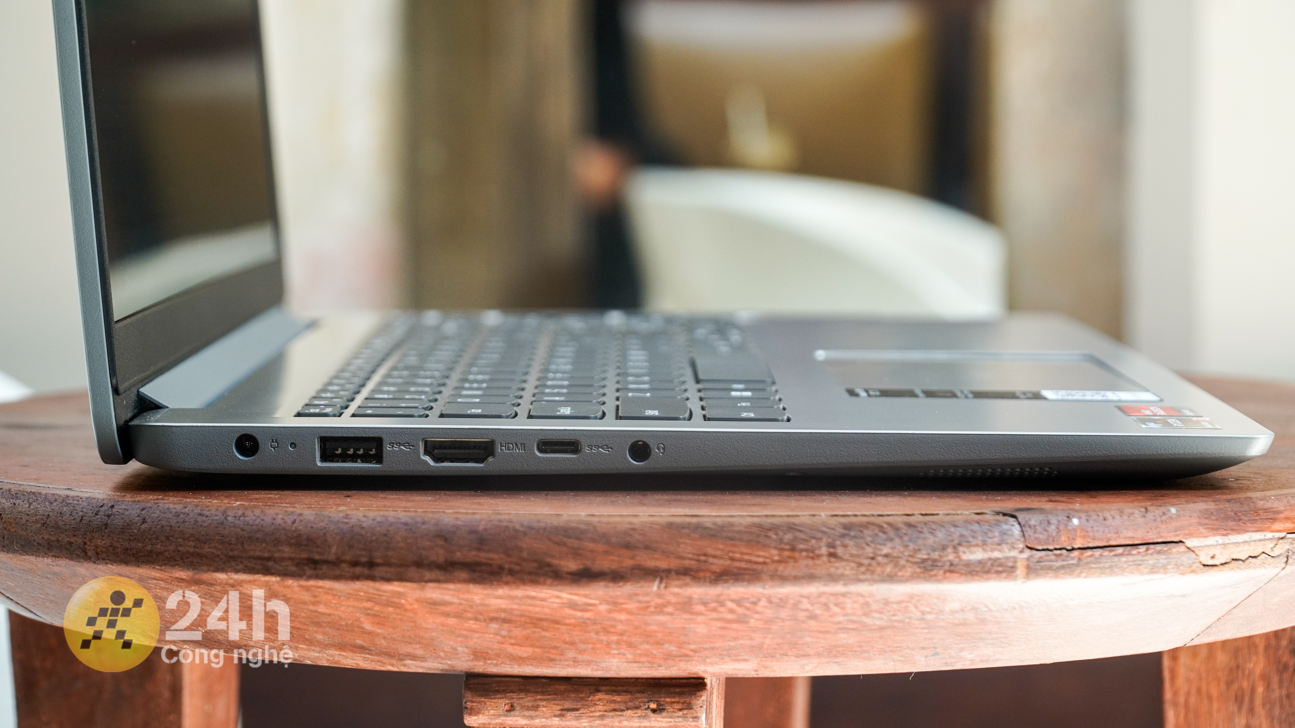 Lenovo Ideapad 1 15ALC7: Sự lựa chọn hoàn hảo cho nhu cầu cơ bản Lenovo Ideapad 1 15ALC7: Sự lựa chọn hoàn hảo cho nhu cầu cơ bản