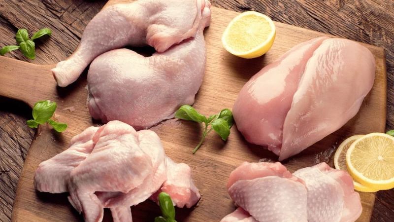 Thịt gà chứa protein nạc tốt cho mẹ bầu