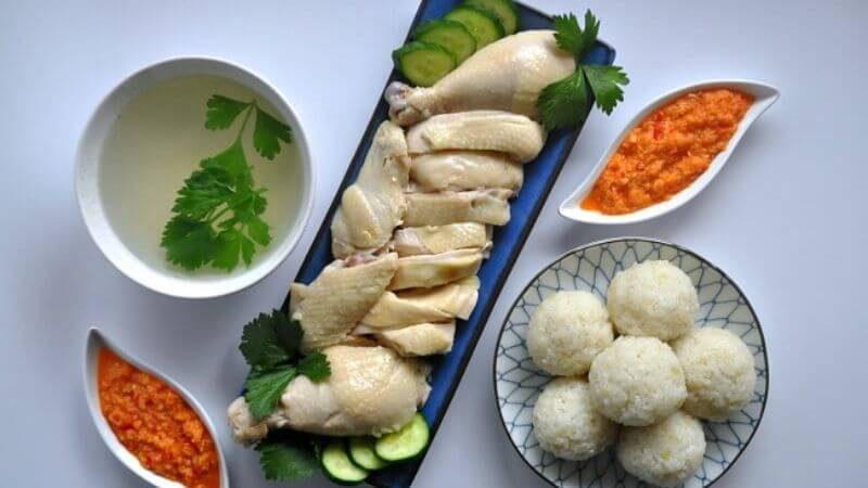 Ăn cơm gà với lượng vừa phải và cách chế biến hợp lý sẽ đem lại nhiều lợi ích cho sức khỏe Ăn cơm gà với lượng vừa phải và cách chế biến hợp lý sẽ đem lại nhiều lợi ích cho sức khỏe