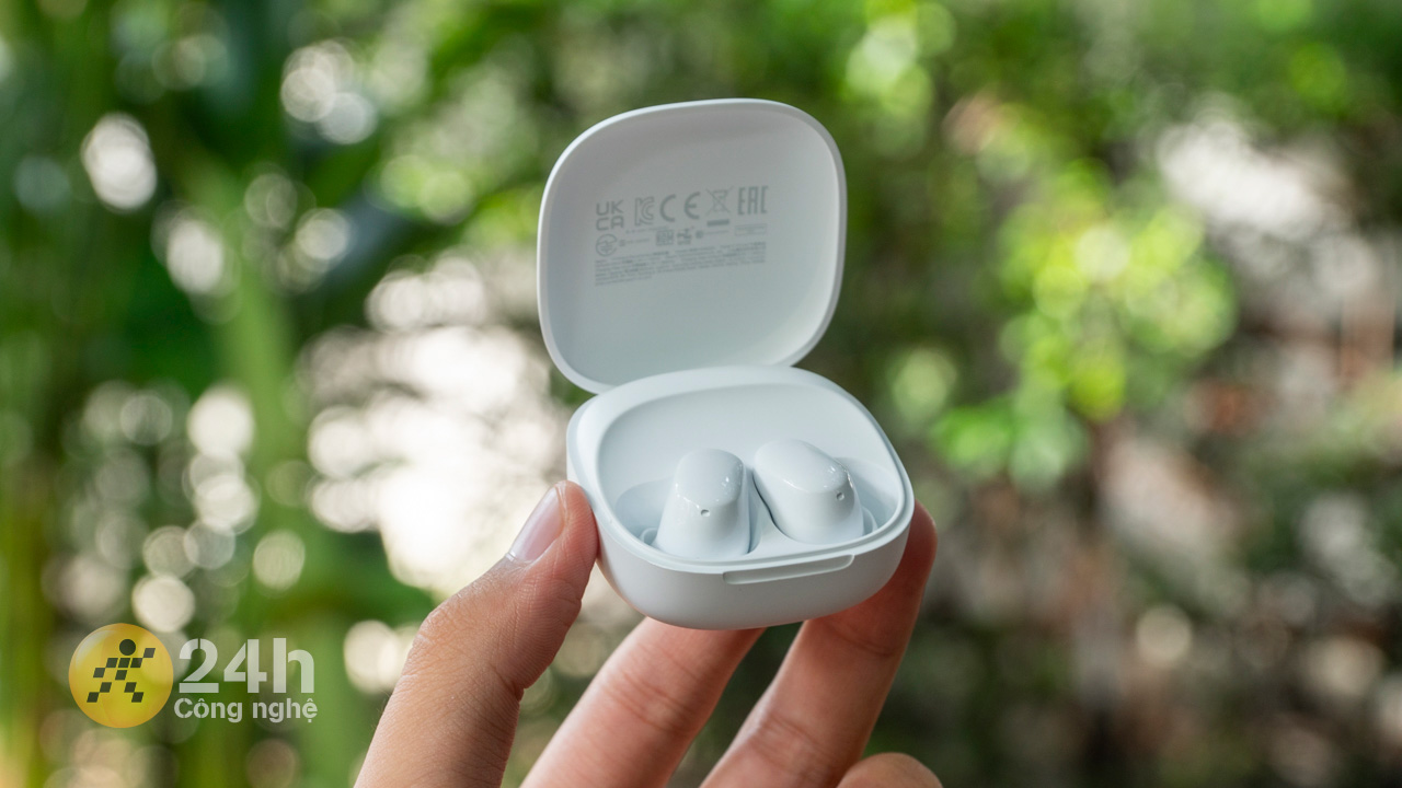 Mẫu tai nghe này có thiết kế vô cùng nhỏ gọn 