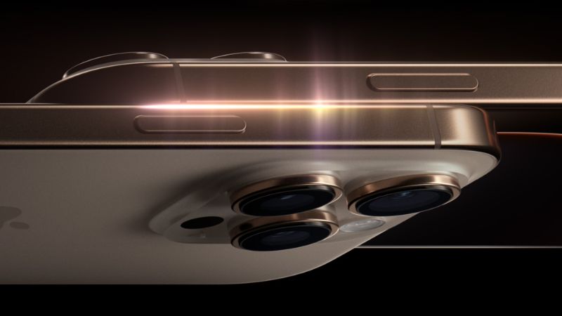 Cả hai phiên bản đều được nâng cấp hệ thống camera, mang đến trải nghiệm nhiếp ảnh ấn tượng