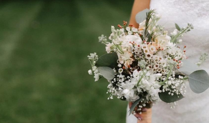 Hoa thanh liễu được sử dụng làm hoa cưới