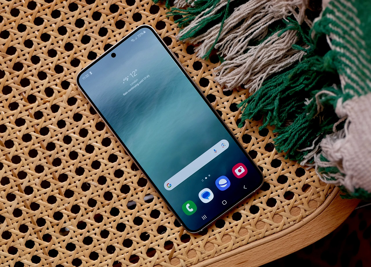 Viền màn hình trên dòng Galaxy S25 có thể sẽ mỏng hơn đáng kể Viền màn hình trên dòng Galaxy S25 có thể sẽ mỏng hơn đáng kể