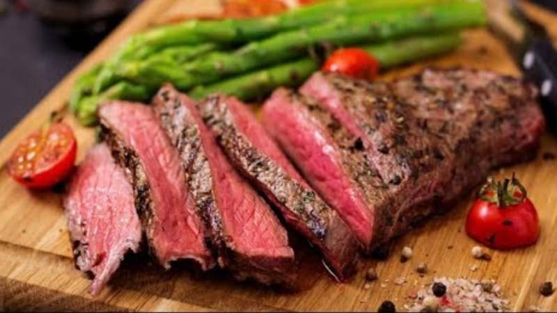 Mẹ bầu không nên tiêu thụ thực phẩm chưa nấu chín để tránh nguy cơ ngộ độc Mẹ bầu không nên tiêu thụ thực phẩm chưa nấu chín để tránh nguy cơ ngộ độc