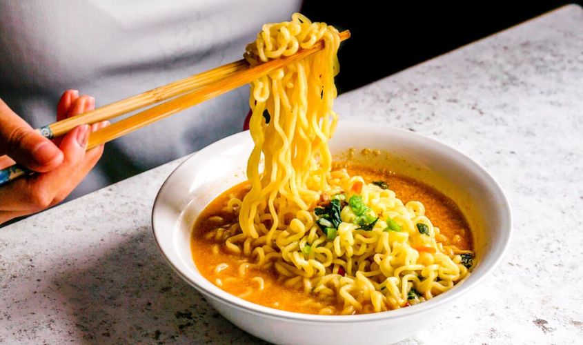 Hình ảnh thể hiện món mì tôm Hình ảnh thể hiện món mì tôm