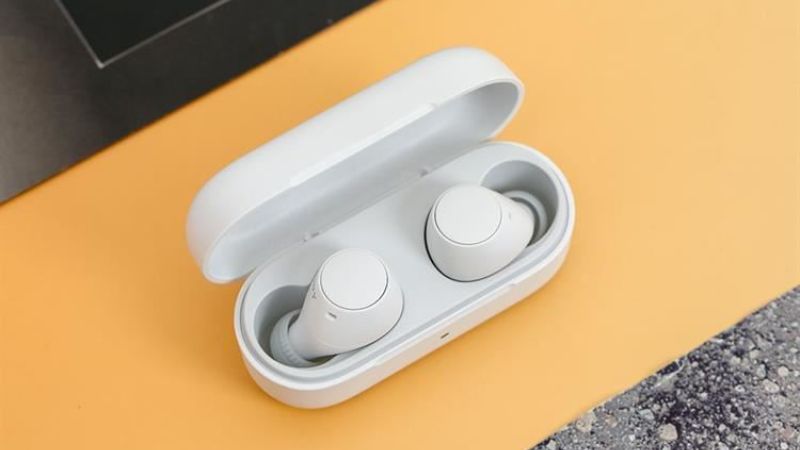 Được trang bị nhiều công nghệ và tính năng hiện đại, tai nghe Sony C510 có âm bass sâu và tròn trịa