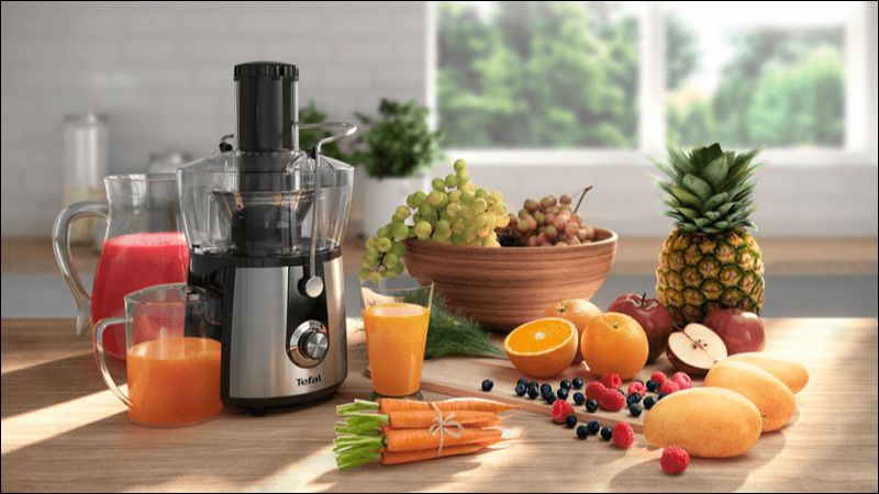 Máy ép trái cây hỗ trợ làm nước ép dứa tại nhà đơn giản và nhanh chóng