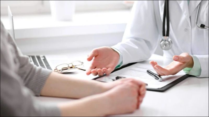 Tham khảo ý kiến của bác sĩ nếu cần thay đổi thực phẩm trong chế độ ăn