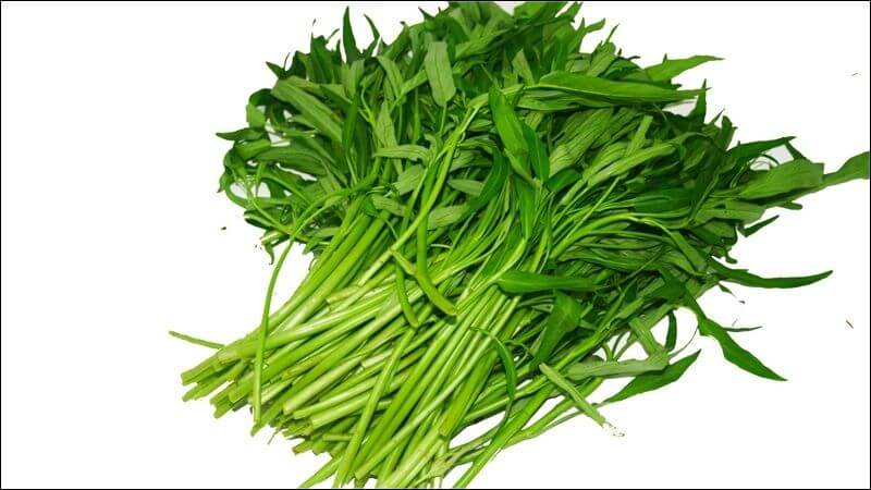 Rau muống luộc chỉ chứa khoảng 20 calo, rất nhẹ nhàng và ít năng lượng