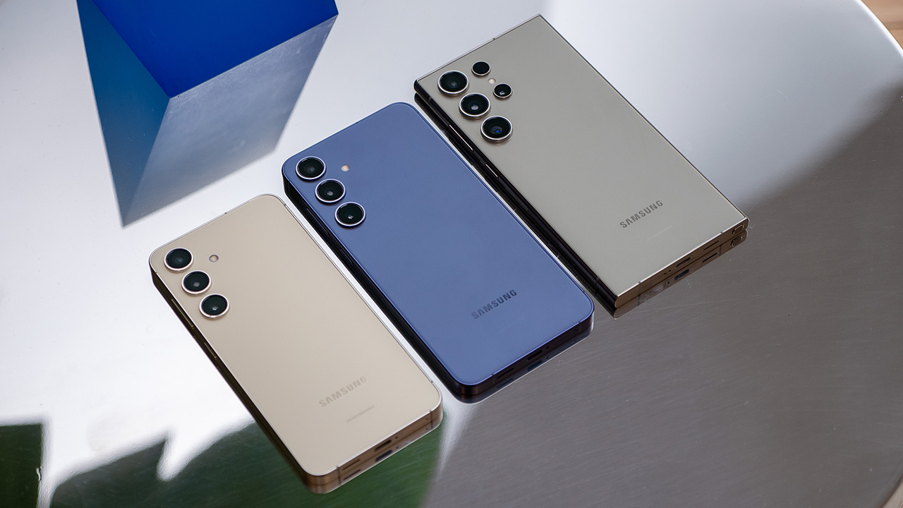 Galaxy S25 Series bị rò rỉ ảnh trên tay kính cường lực, hé lộ thiết kế mới Galaxy S25 Series bị rò rỉ ảnh trên tay kính cường lực, hé lộ thiết kế mới