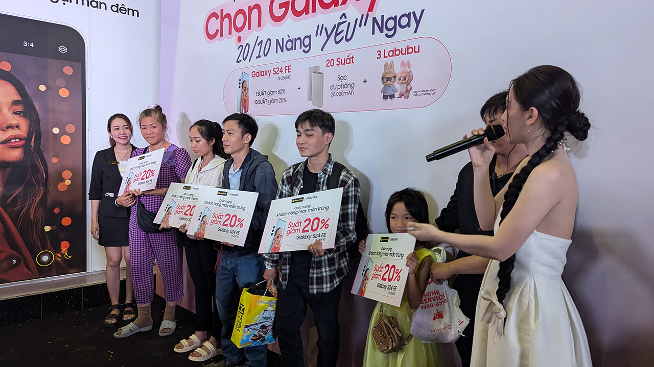 Những khách hàng may mắn tiếp tục lộ diện