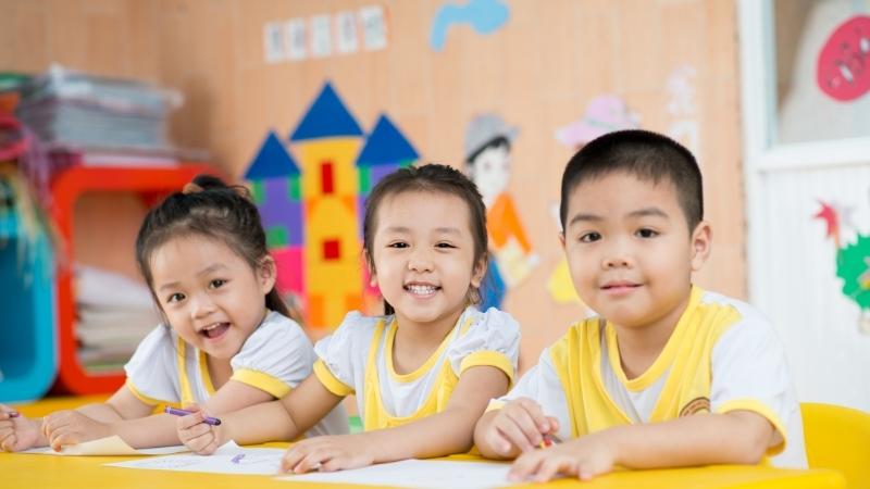 Lượng vitamin C khuyến nghị cho trẻ em mỗi ngày tùy thuộc vào độ tuổi