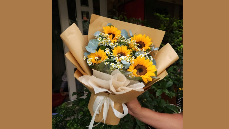 Tặng hoa tươi cho thầy c&ocirc; nh&acirc;n ng&agrave;y 20/11