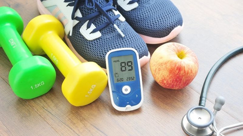 Trong lúc tập luyện, người tiểu đường cần theo dõi cơ thể để tránh bị hạ đường huyết Trong lúc tập luyện, người tiểu đường cần theo dõi cơ thể để tránh bị hạ đường huyết