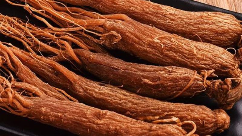 Hồng sâm giúp làm giảm triệu chứng mệt mỏi, bốc hỏa và căng thẳng ở phụ nữ mãn kinh