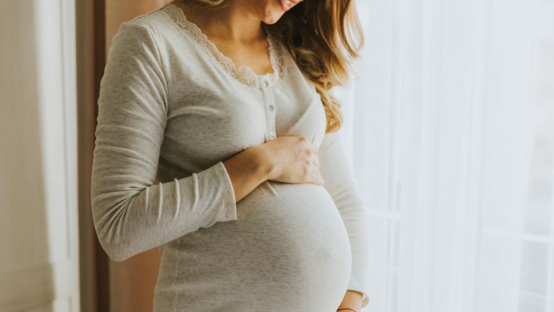 Phụ nữ mang thai không nên sử dụng nghệ đen