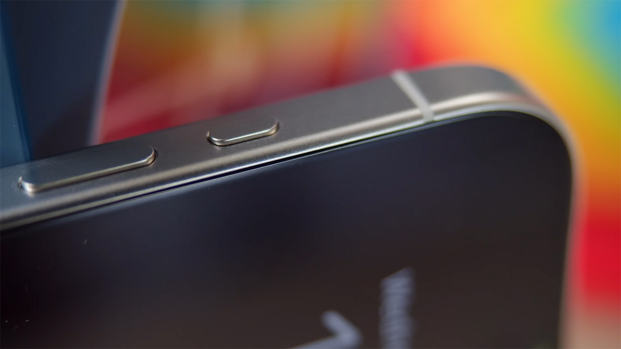 Có nên mua iPhone 15 Pro Max thời điểm này không