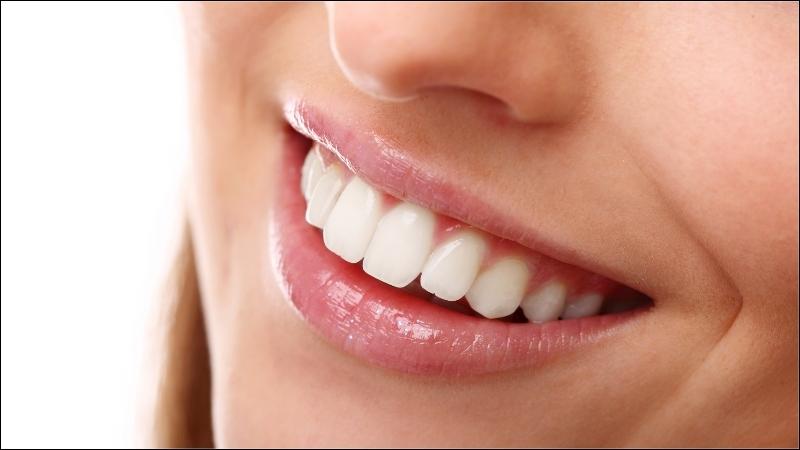 Trầm hương có khả năng hỗ trợ vệ sinh răng miệng và ngăn ngừa các vấn đề về nướu