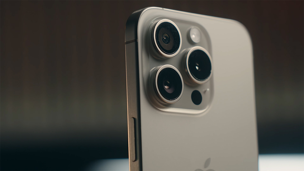 Có nên mua iPhone 15 Pro thời điểm này không Có nên mua iPhone 15 Pro thời điểm này không