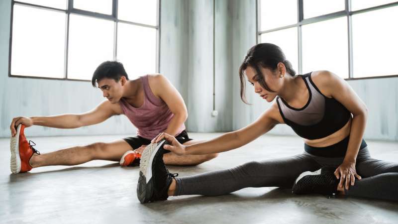 Giãn cơ và massage sau khi nhảy dây giúp giảm đau nhức, cải thiện tốc độ phục hồi