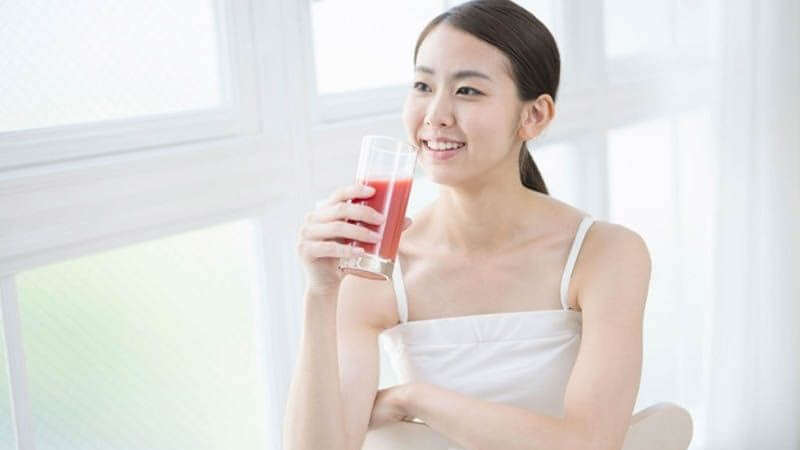 Nước ép cà chua cung cấp vitamin C - một chất có lợi cho hệ thống miễn dịch