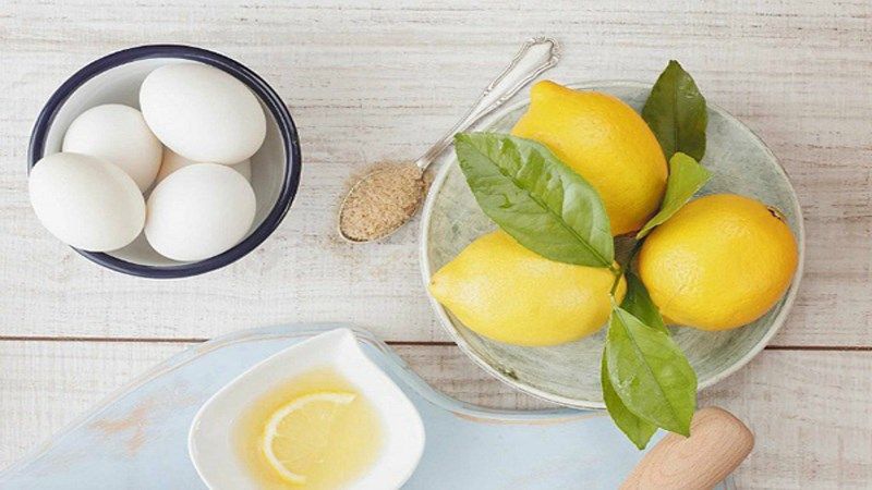 Mặt nạ lòng trắng trứng gà với chanh giúp kiểm soát dầu thừa và kháng khuẩn