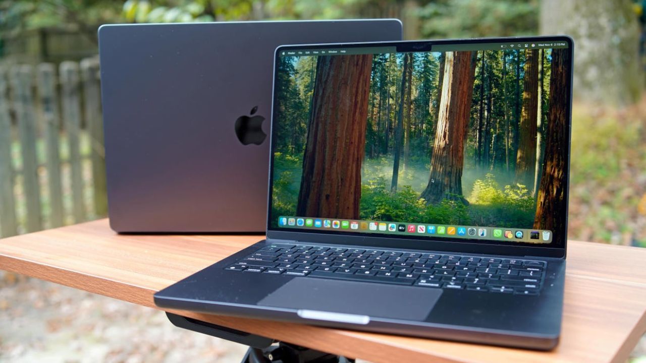 Hình ảnh thực tế MacBook Pro
