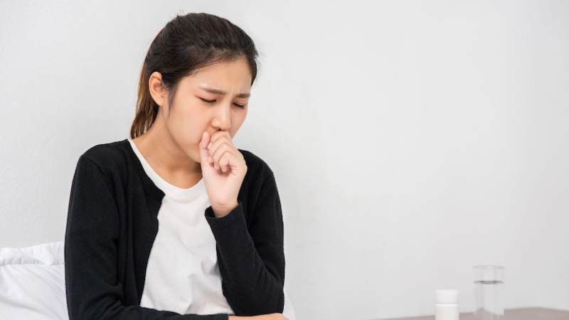 Quả khế giúp điều trị sốt, ho, tiêu chảy, đau đầu mãn tính