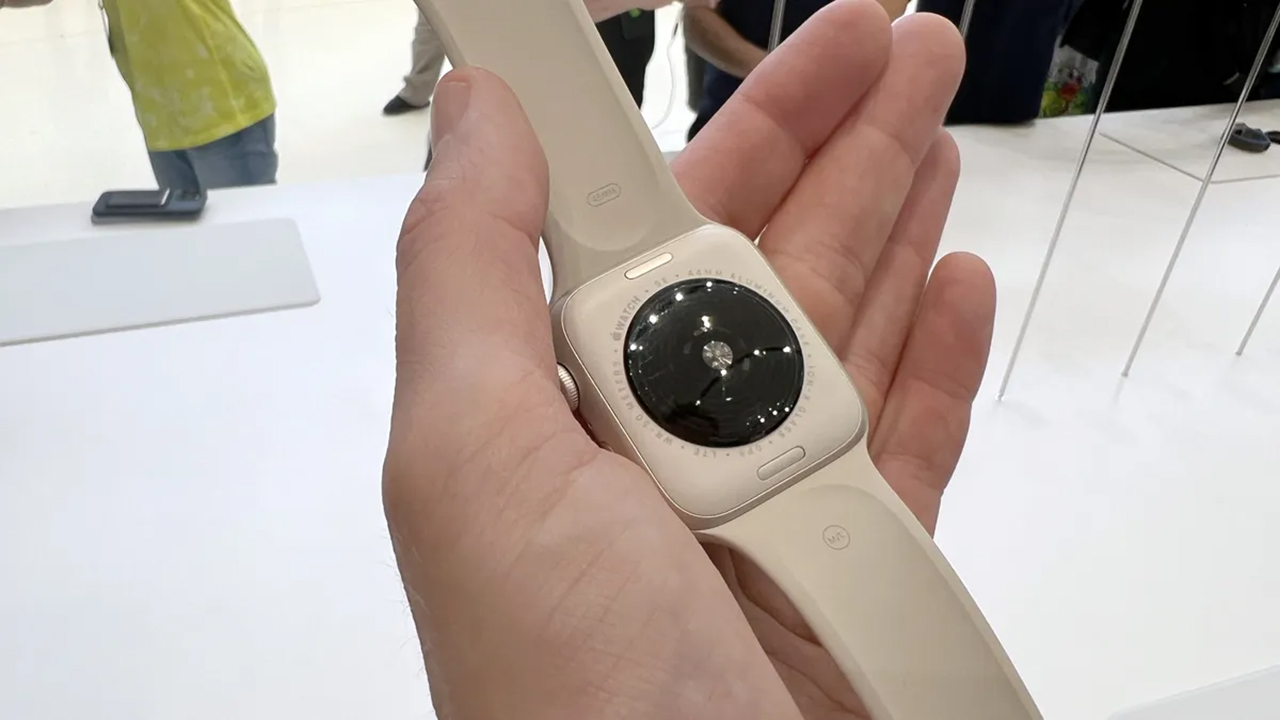 Có nên mua Apple Watch SE 2