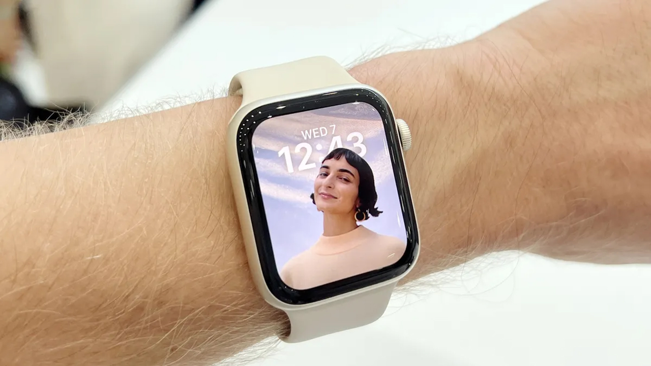 Có nên mua Apple Watch SE 2