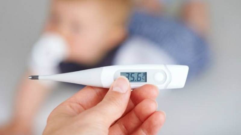 Thân nhiệt thấp hơn 37 độ C kèm sợ lạnh là một triệu chứng suy giáp  thường gặp