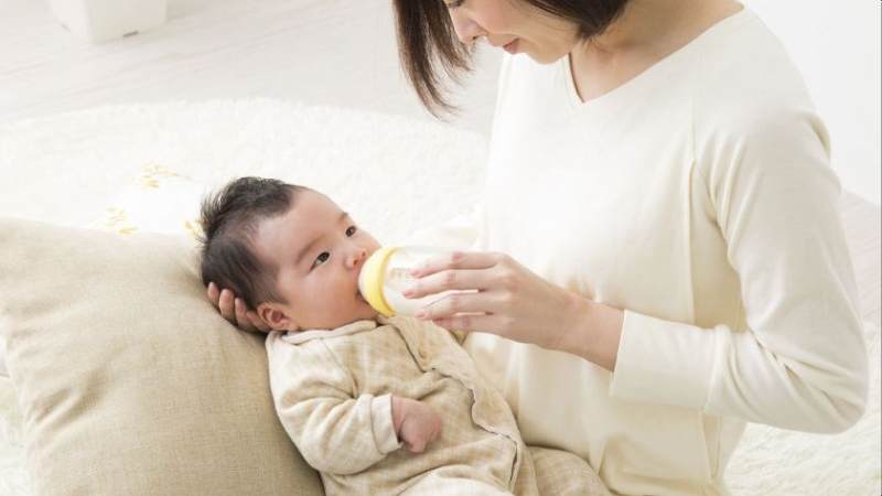 Các mẹ cần xem kỹ độ tuổi để tìm được sản phẩm phù hợp với con