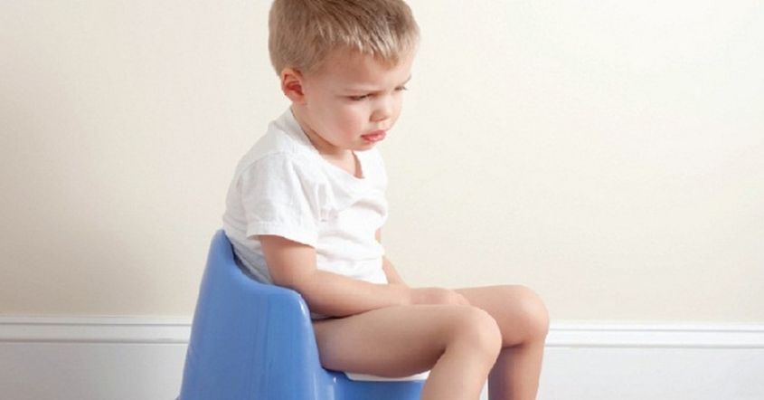 khi bị tiêu chảy bé gặp nhiều dấu hiệu mà mẹ có thể dễ dàng theo dõi