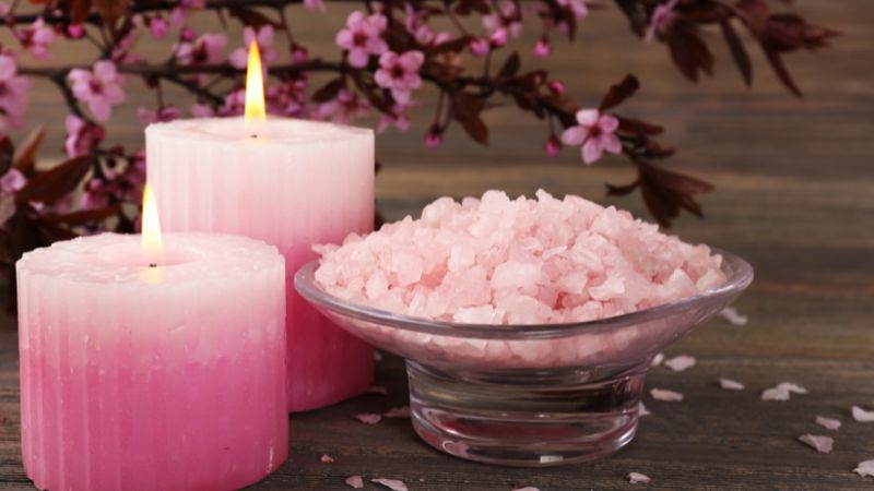 Bạn có thể sử dụng muối hồng để tắm tại nhà