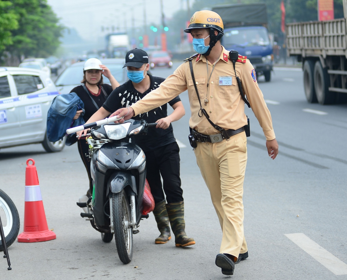 Cách gửi phản ánh vi phạm giao thông