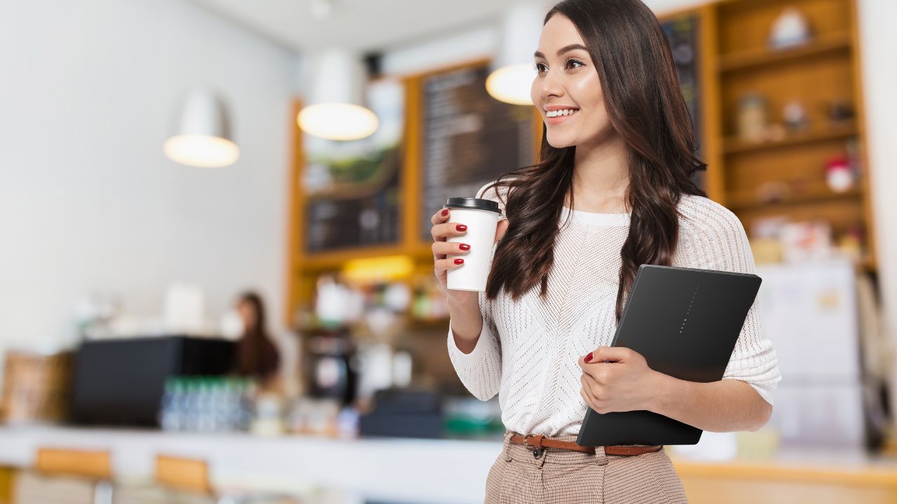 ASUS Vivobook S 14 dòng laptop mỏng nhẹ cấu hình cao, chuẩn Copilot+ PC đáng mua ASUS Vivobook S 14 dòng laptop mỏng nhẹ cấu hình cao, chuẩn Copilot+ PC đáng mua