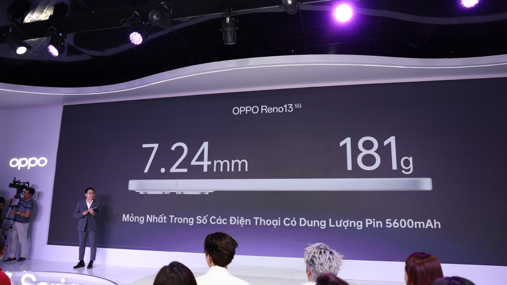 Reno 13 Series có thiết kế mỏng nhẹ cực ấn tượng.