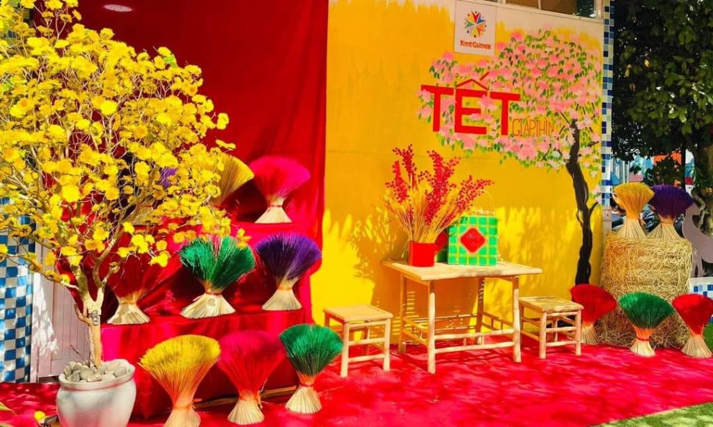 Mẫu trang trí Tết miền nam sảnh công ty