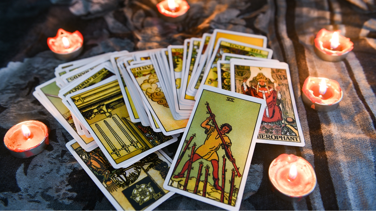 Cách xem tử vi 2025 bằng AI