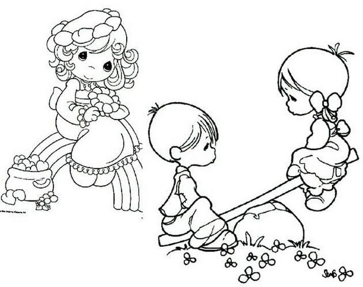 Tranh tô màu hoạt động ở trường mầm non số 4