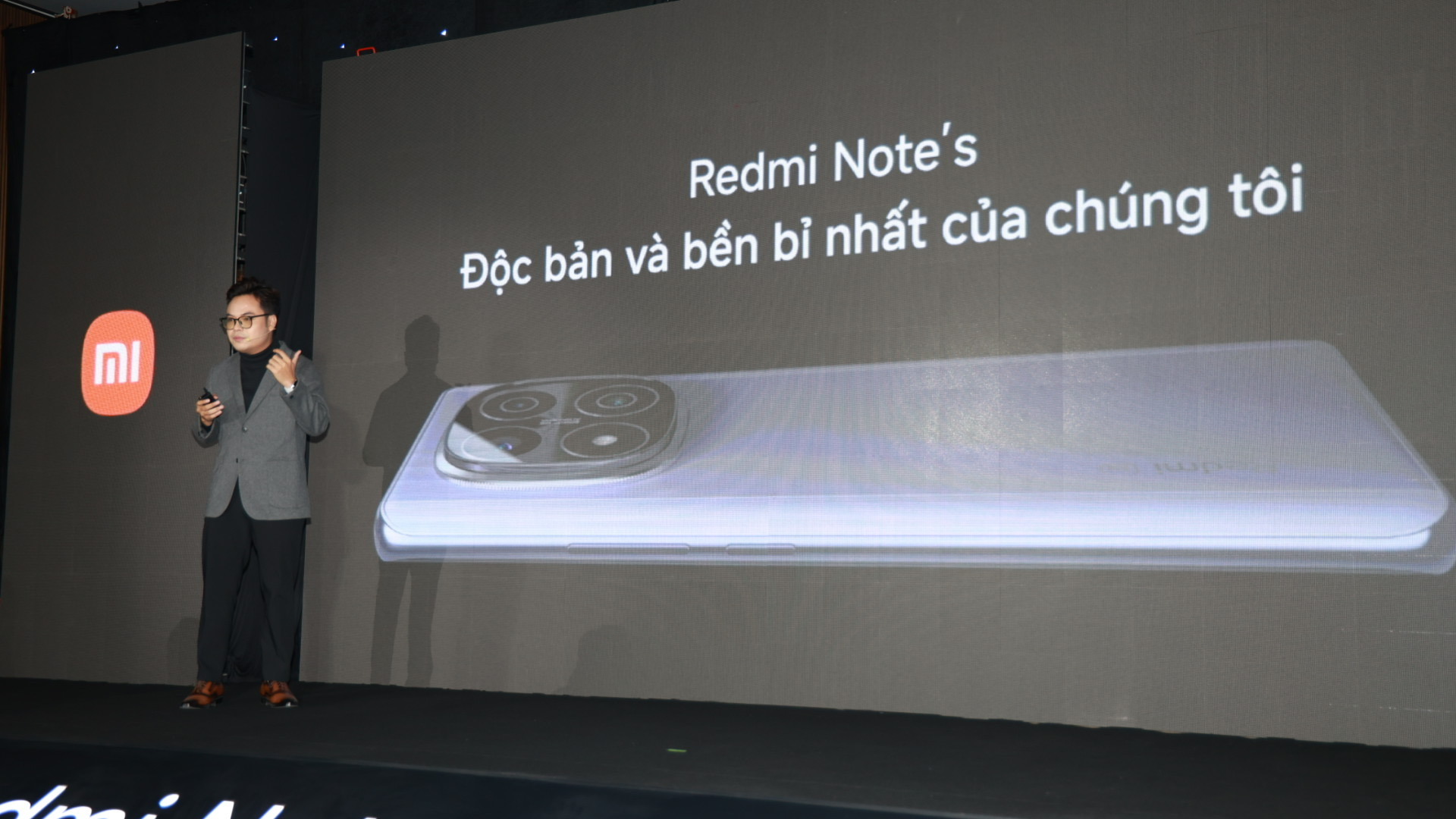 Dòng Redmi Note 14 mang đến vẻ đẹp độc bản và khả năng bảo vệ vượt trội.