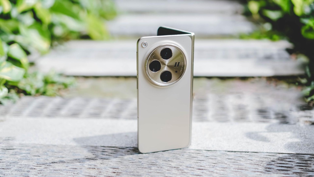 OPPO Find N5 được xác nhận ngày ra mắt cùng thiết kế siêu mỏng.