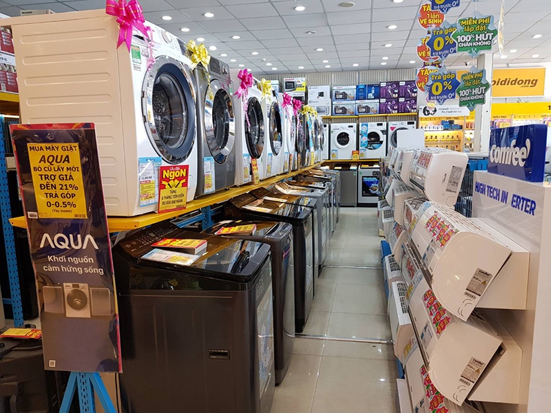 Hàng hóa trưng bày tại Điện máy XANH