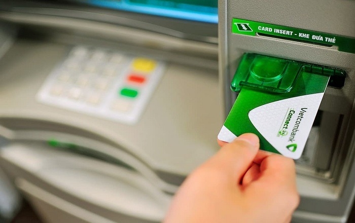 Công nghệ 12, Rút tiền bằng thẻ ATM