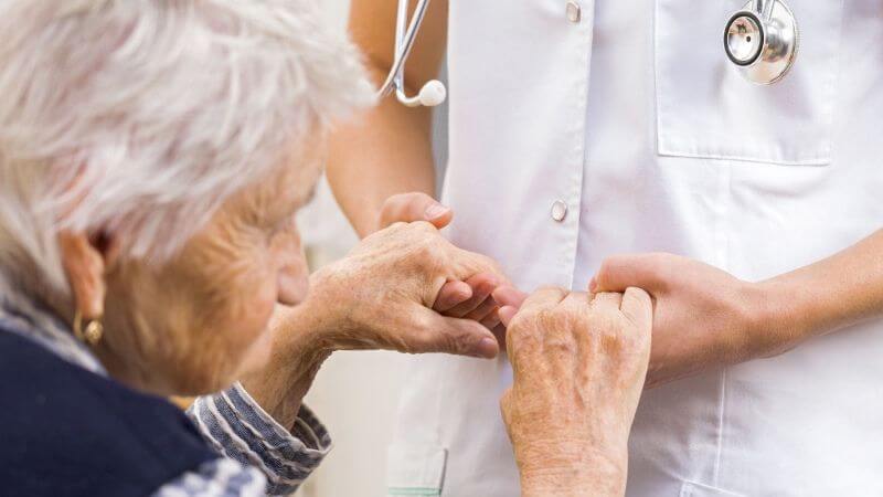 Dây đau xương có hiệu quả trong việc hỗ trợ điều trị bệnh Parkinson