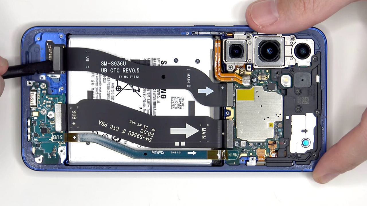 Cùng xem toàn bộ quá trình teardown Galaxy S25 Plus xem có gì hấp dẫn. Cùng xem toàn bộ quá trình teardown Galaxy S25 Plus xem có gì hấp dẫn.