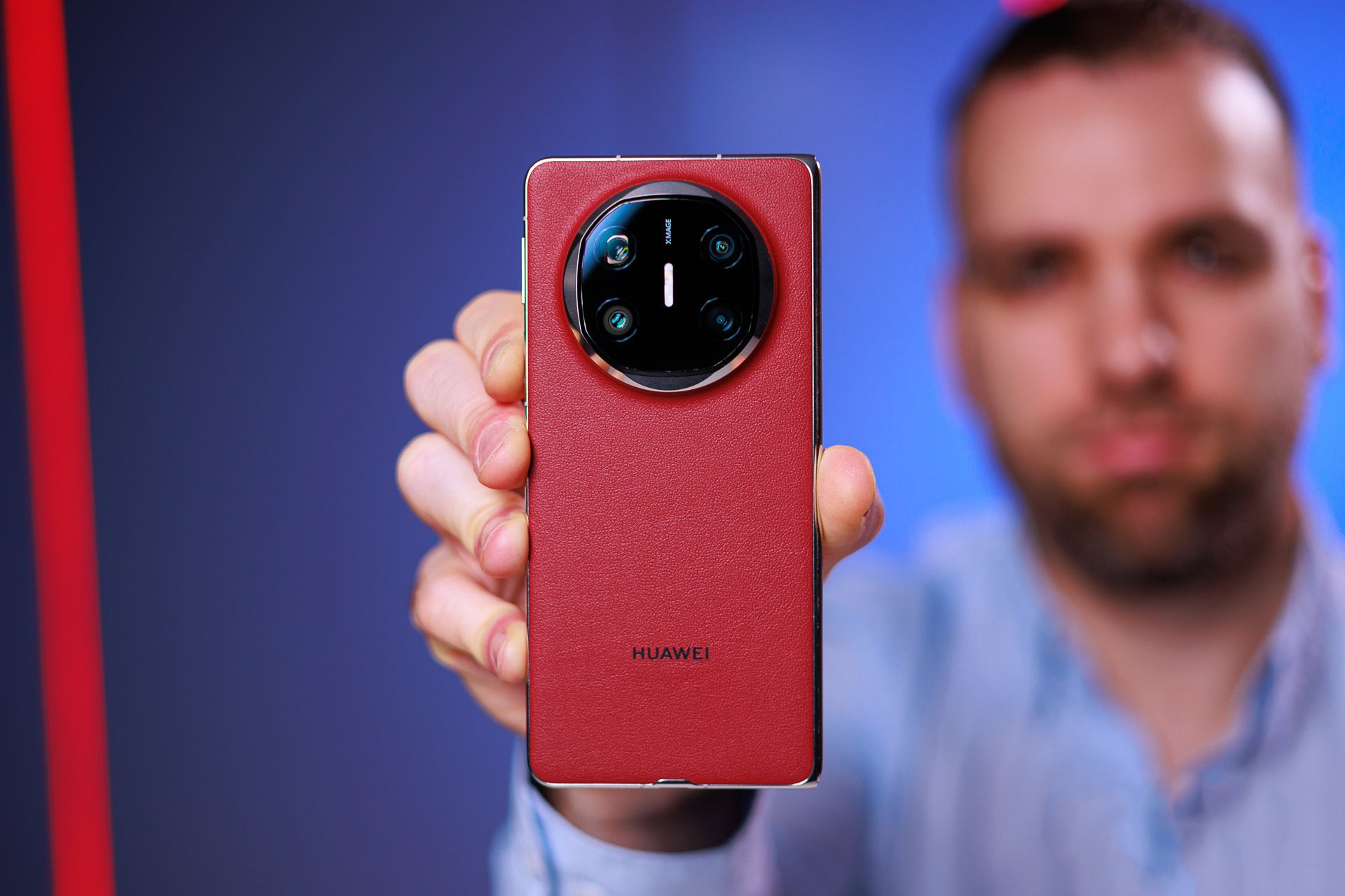 HUAWEI Mate X6 là smartphone gập chất lượng và đáng để trải nghiệm. Nguồn: PhoneArena.