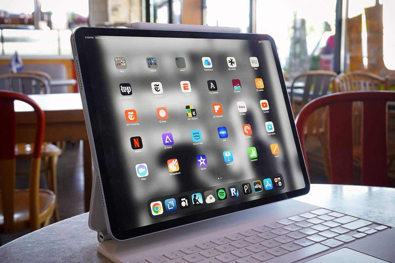 iPad Air 11 inch M2 WiFi 128GB giá từ 14.990.000 đồng chỉ có ở TopZone